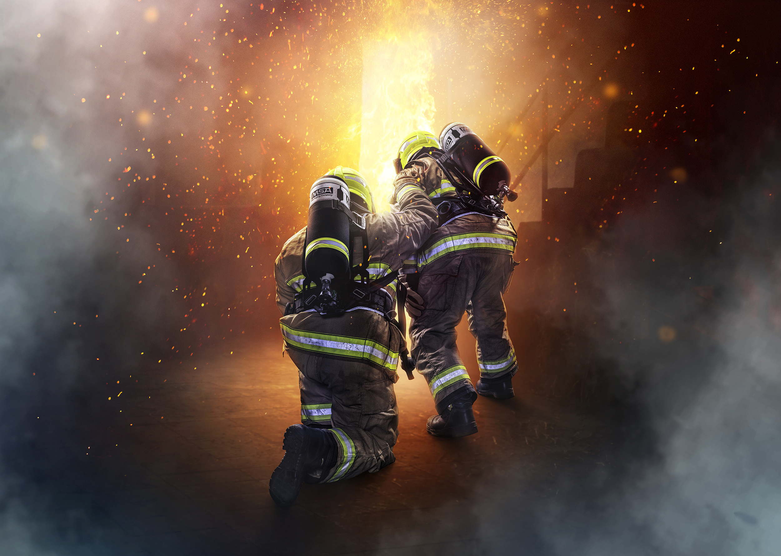 00_M1-SCBA_Use_2-Firefighters_HERO-scaled-e1697705970766.jpg