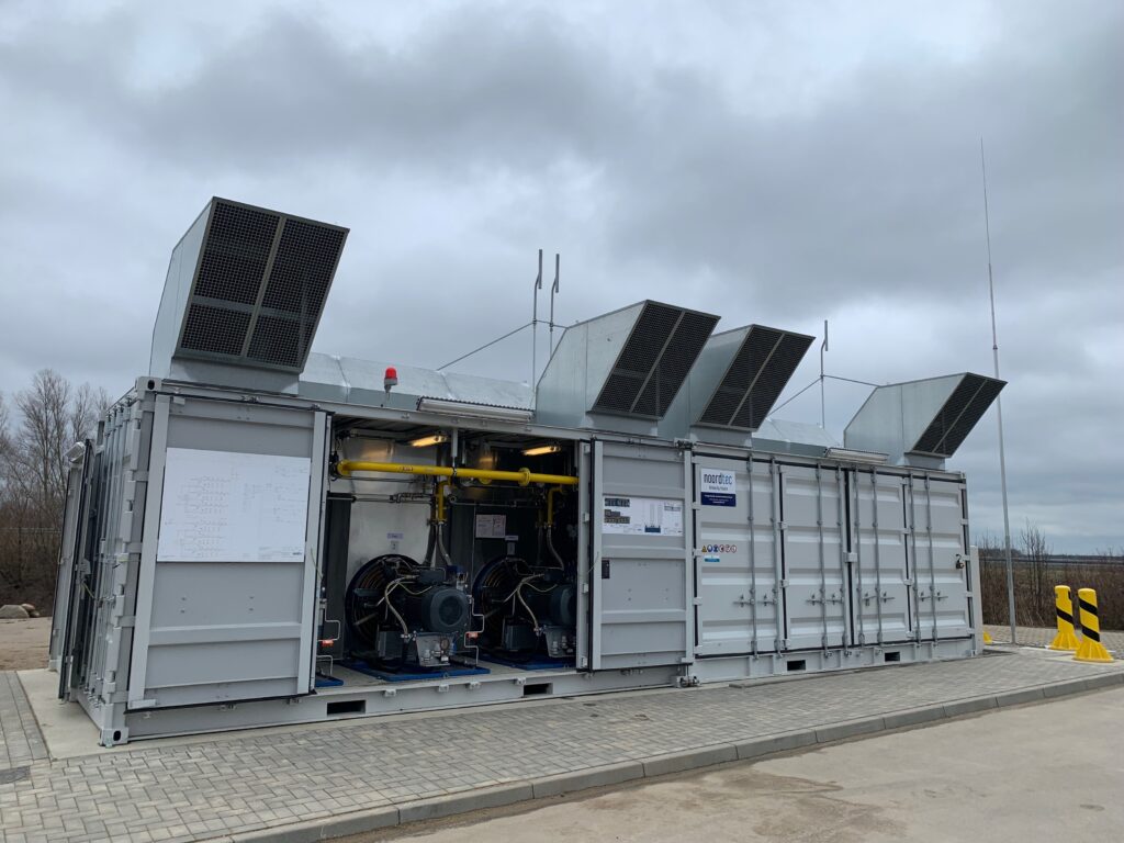 Technikgebäude einer Noordtec BioCNG Tankstelle