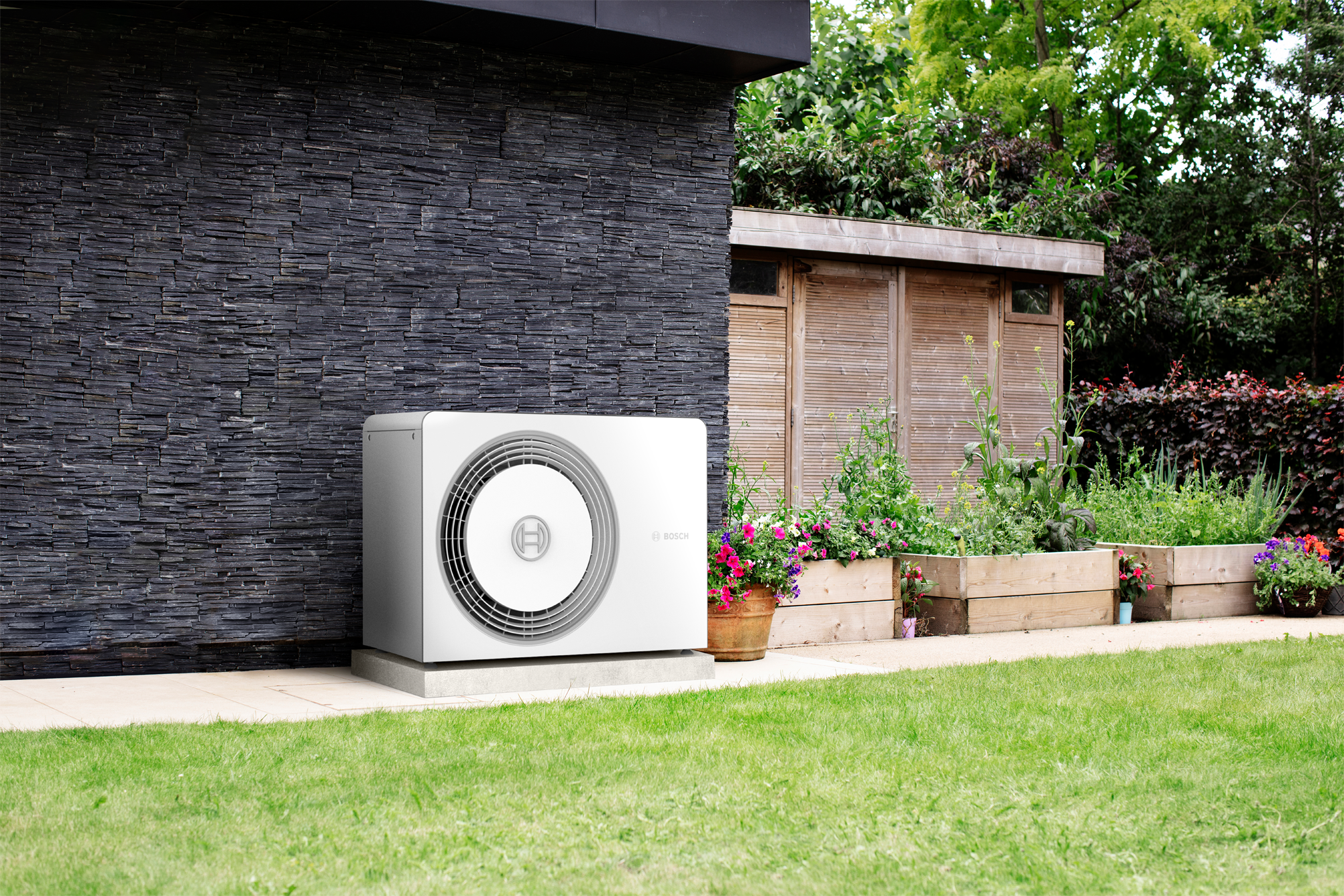 Compress-5800-ODU-Small-Chassis-on-concrete-plate-in-garden.png
